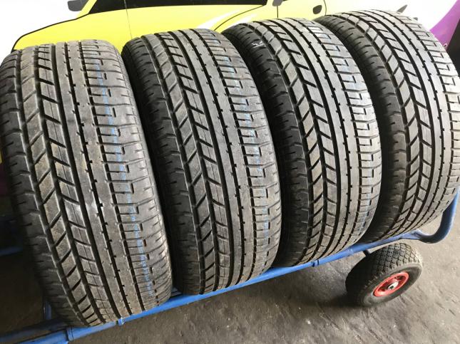 235 50 17 Pirelli комплект на Ford