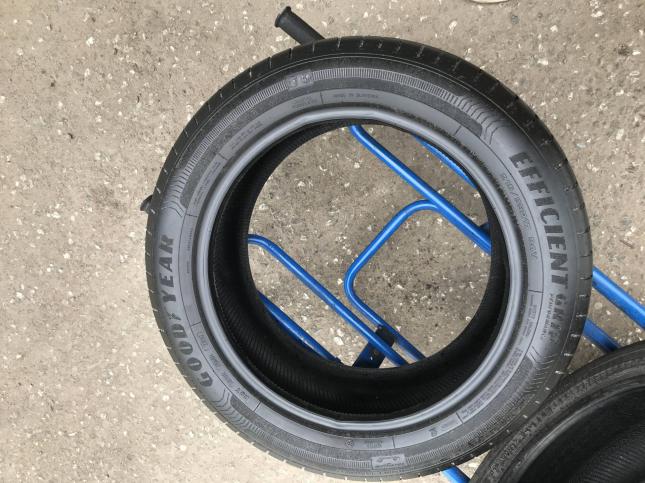 Шины бу 215 55 17 Goodyear Efficient Grip