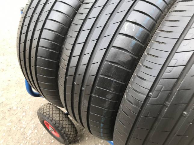 215 55 17 Goodyear Efficient Grip комплект