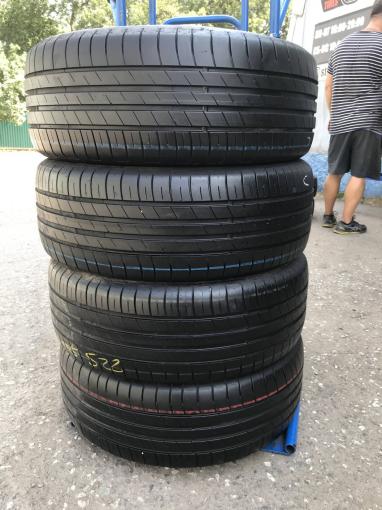 225 55 17 Goodyear Efficient Grip performance