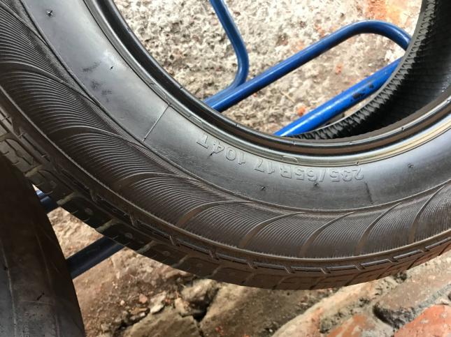 235 65 r17 Kumho Solus KL21