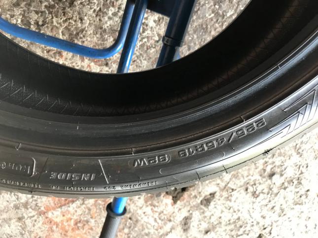 225 45 r19 Dunlop Sport Maxx RT2 Runflat 1шт.
