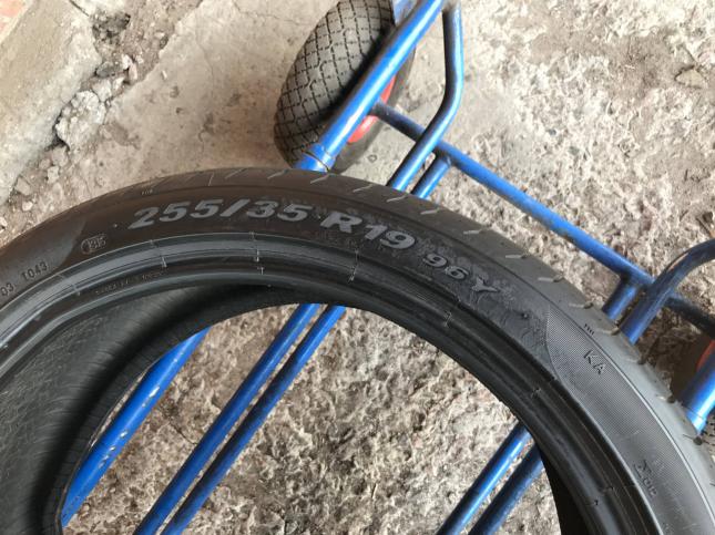 255 35 r19 Pirelli P zero 1шт