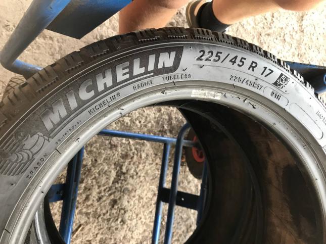 225 45 r17 Michelin Alpin 6