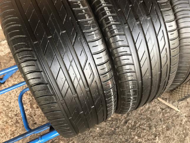 225 45 r17 Bridgestone Turanza T001