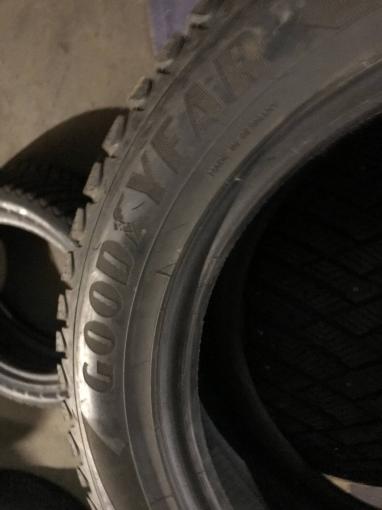 255 50 r19 Goodyear Ultra Grip Arctic