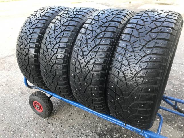 255 55 r19 Bridgestone Blizak Spike 02