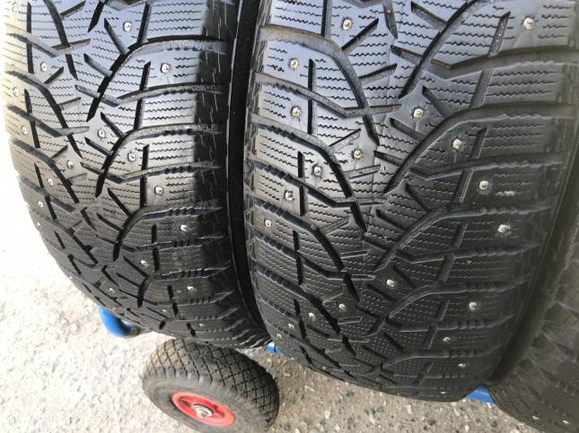 255 55 r19 Bridgestone Blizak Spike 02