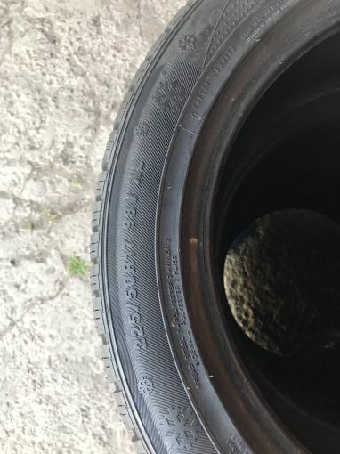 225 50 r17 KUMHO Izen KW27