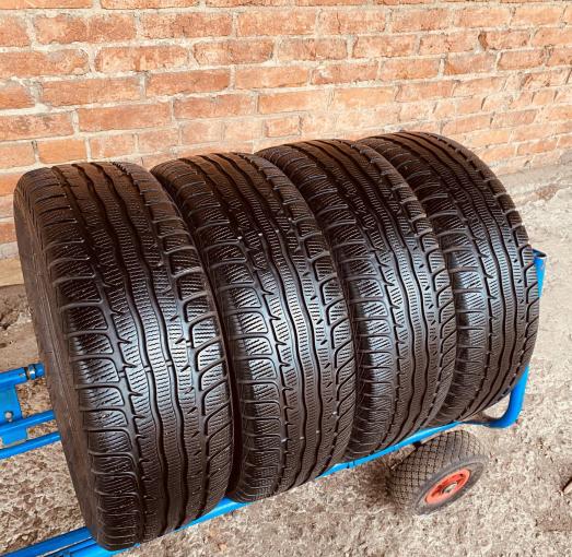 Комплект 205/60R16 Formula Winter