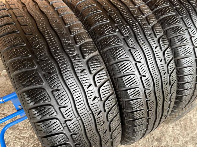 Комплект 205/60R16 Formula Winter