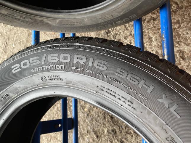 Комплект 205/60R16 Nokian WR D4