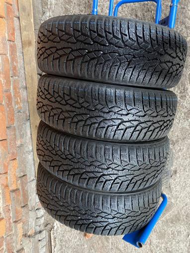 Комплект 205/60R16 Nokian WR D4