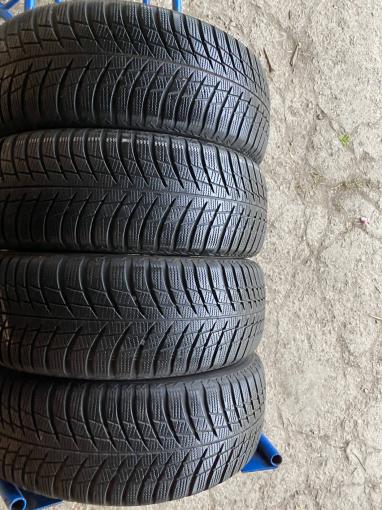 205/60R16 Bridgestone зима липучка