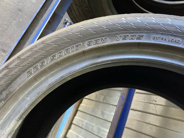 225/50R17 Yokohama Зима Комплект Липучка