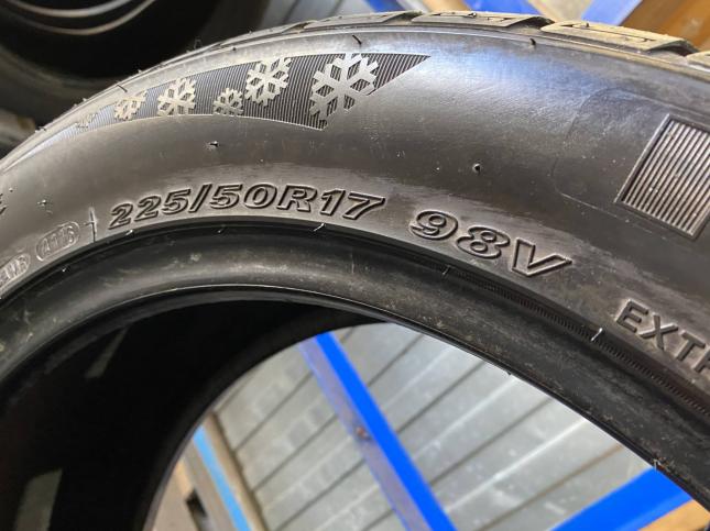 225/50R17 Nexen Зима комплект Липучка
