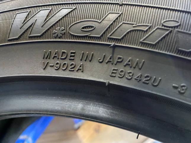 Пара 225/45R17 Yokohama W?Drive V902A