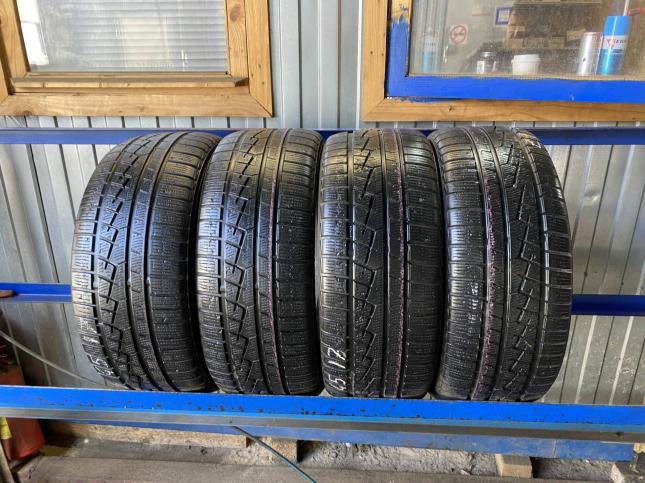Комплект 225/45R17 Yokohama W?Drive v902A