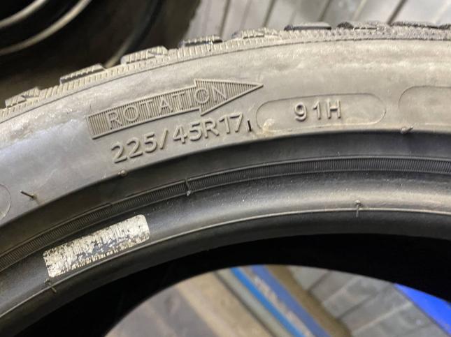 Пара 225/45R17 Michelin Alpin 5