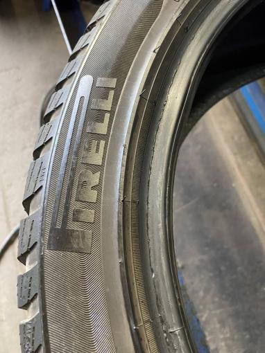 225/45R17 Pirelli зимние комплект Липучка