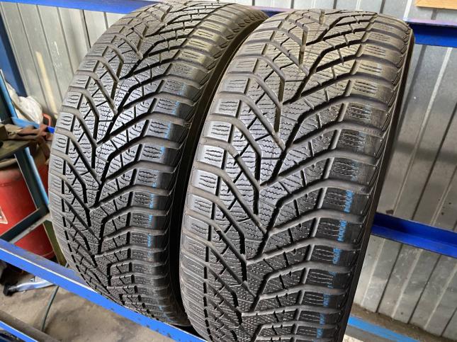 Пара 225/45R17 Yokohama winter V905