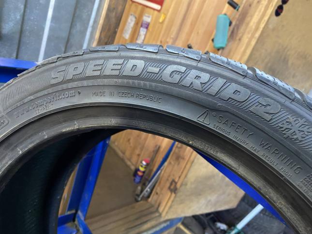 Пара 225/45R17 Semperit speed-grip2