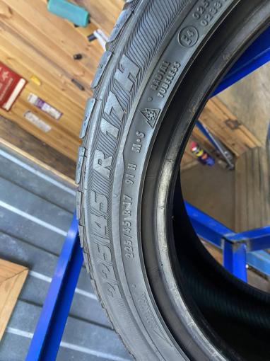 Пара 225/45R17 Semperit speed-grip2