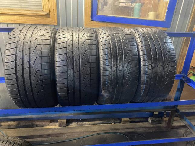 Разнаширокая 255/35-285/30R19 Pirelli