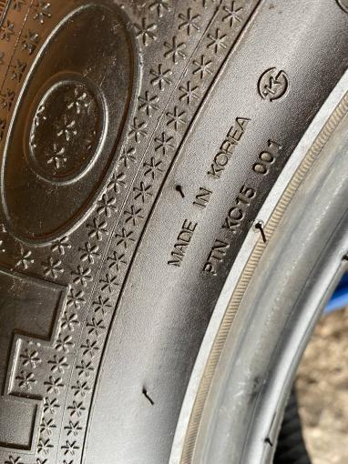 255/55R18 Kumho Зима комплект Липучка