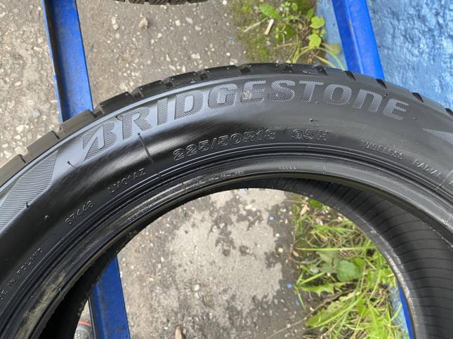 225/50R18 Bridgestone Run Flat комплект