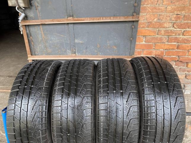 R18 235/55 Pirelli Зима комплект Липучка