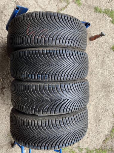 R17 215/55 Michelin комплект Зима