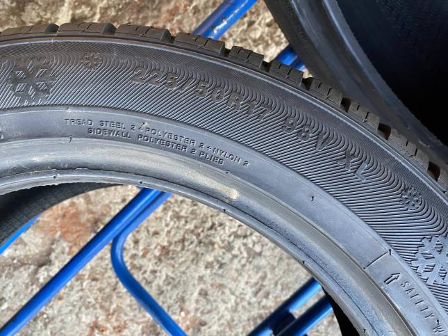 R17 225/50 Kumho Зима комплект Липучка