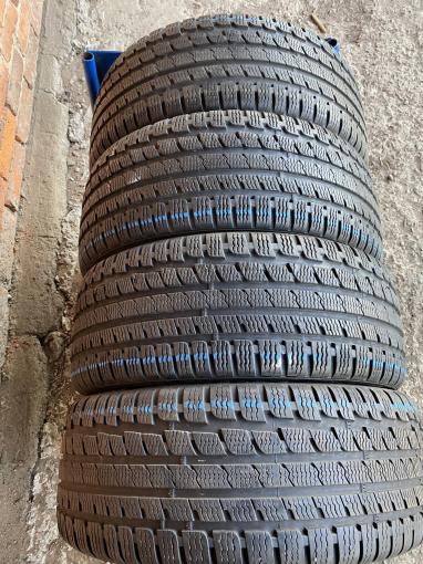 R17 225/50 Kumho Зима комплект Липучка
