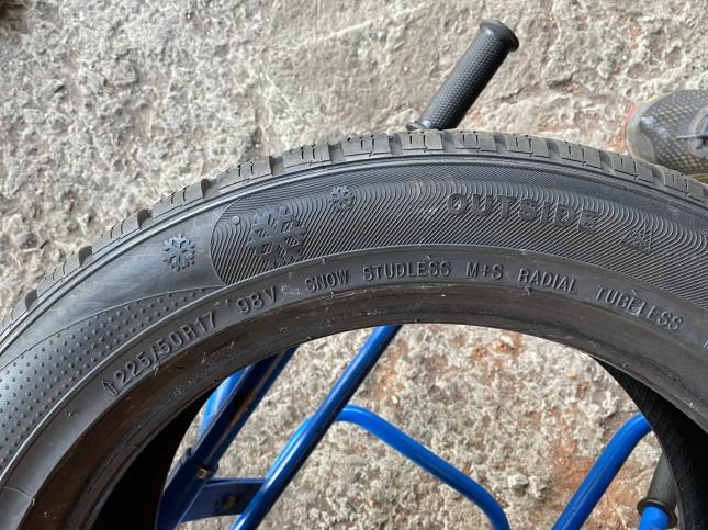 R17 225/50 Kumho Зима комплект Липучка