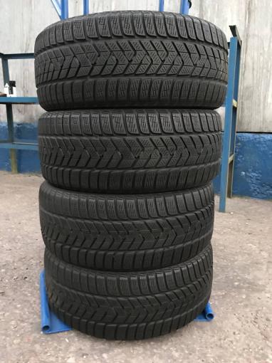 235/40 R19 Pirelli Winter Sottozero 3