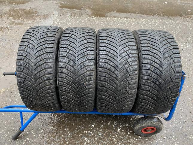 225/40 R19 Michelin X-Ice North 4 зимние шипованные