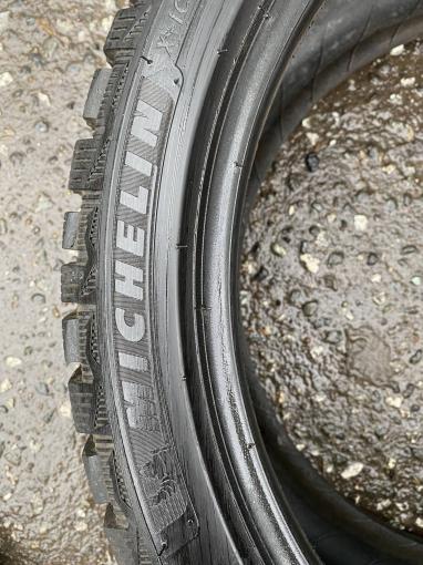 225/40 R19 Michelin X-Ice North 4 зимние шипованные