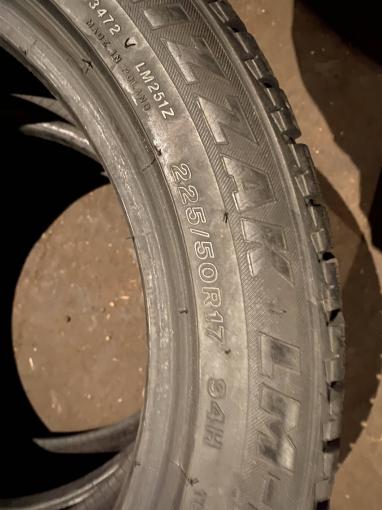225/50 R17 Bridgestone Blizzak LM-25 зимние нешипованные