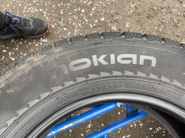 235/65 R17 Nokian Hakkapeliitta R зимние нешипованные