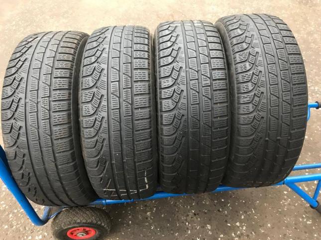 215/70 R16 Pirelli Winter Sottozero Serie II