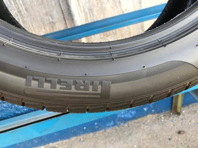255/40 R19 Pirelli Winter Sottozero Serie II