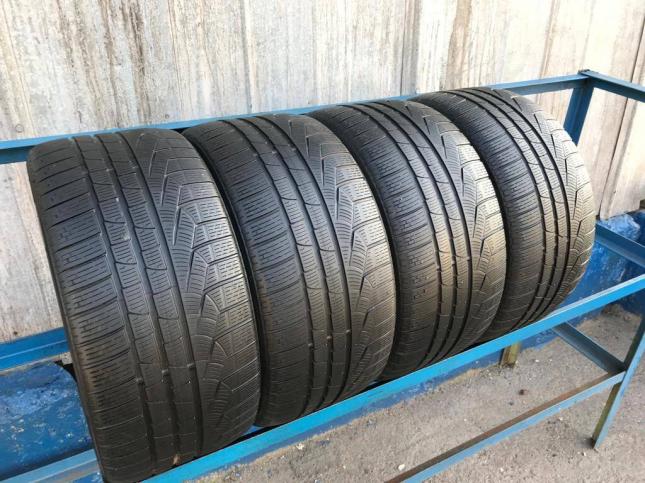 275/35 R19 Pirelli Winter Sottozero Serie II
