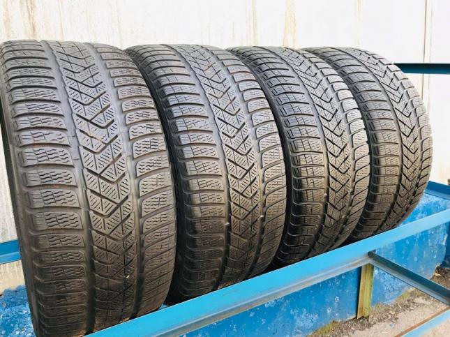 265/35 R21 Pirelli Scorpion Winter