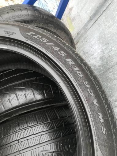 225 45 R18 Pirelli Winter Sottozero II Runflat