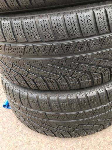235/50 R19 Pirelli Winter Sottozero