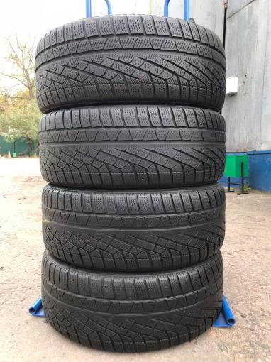 245/40 R19 Pirelli Winter Sottozero