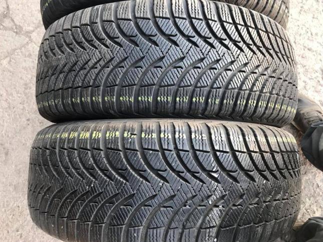 215/50 R17 Michelin Alpin 4