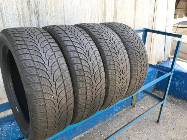 235/50 R17 Bridgestone Blizzak LM-80 EVO