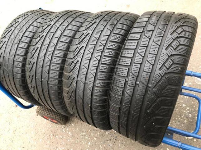 215/45 R18 Pirelli Winter Sottozero II